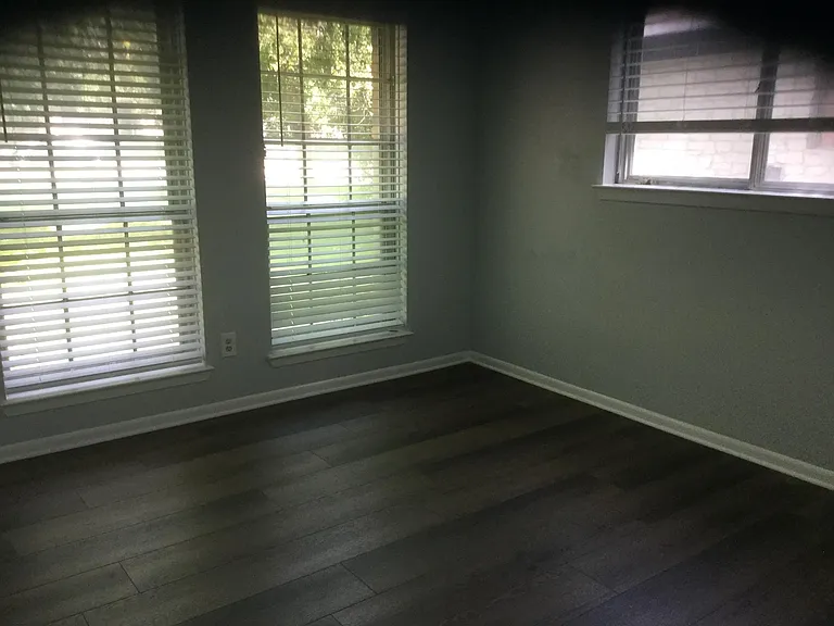 6501 Sunstrip Dr — Photo 5