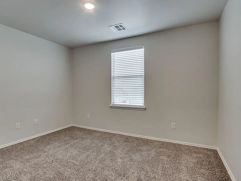 10810 NW 119th Pl — Photo 40