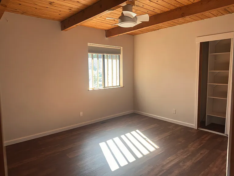 13825 Pathway Ave — Photo 16