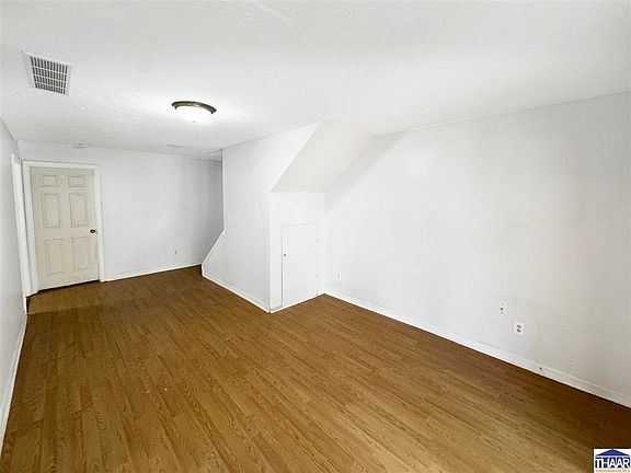 4th image of 4699 E Sunnyslope Dr