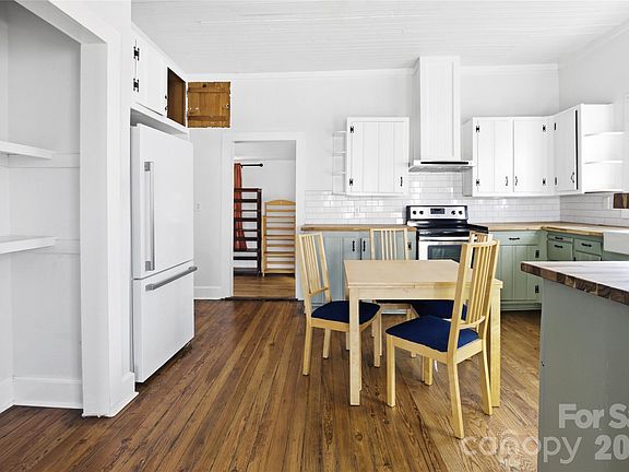 4th image of 208 S Ransom St