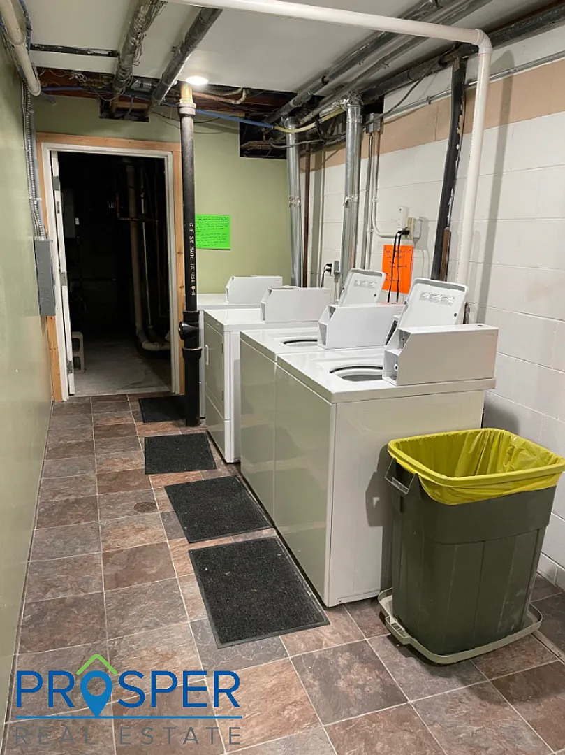ST3511 — Photo 4