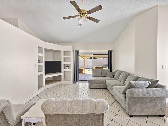 4th image of 7307 Chilibre St
