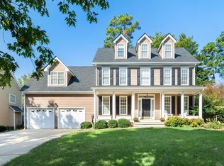 305 Holly Park Dr, Holly Springs, NC 27540
