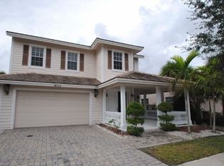 4713 Lakeside Cir E, Davie, FL 33314
