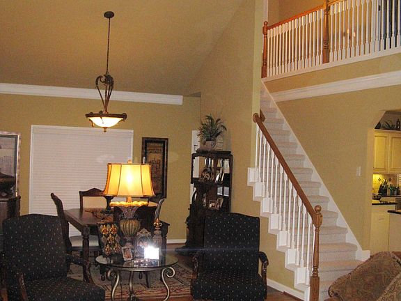 2nd image of 4516 Highland Crest Cir