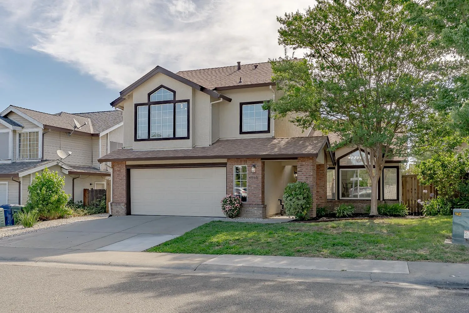 4855 Winter Oak Way photo 1