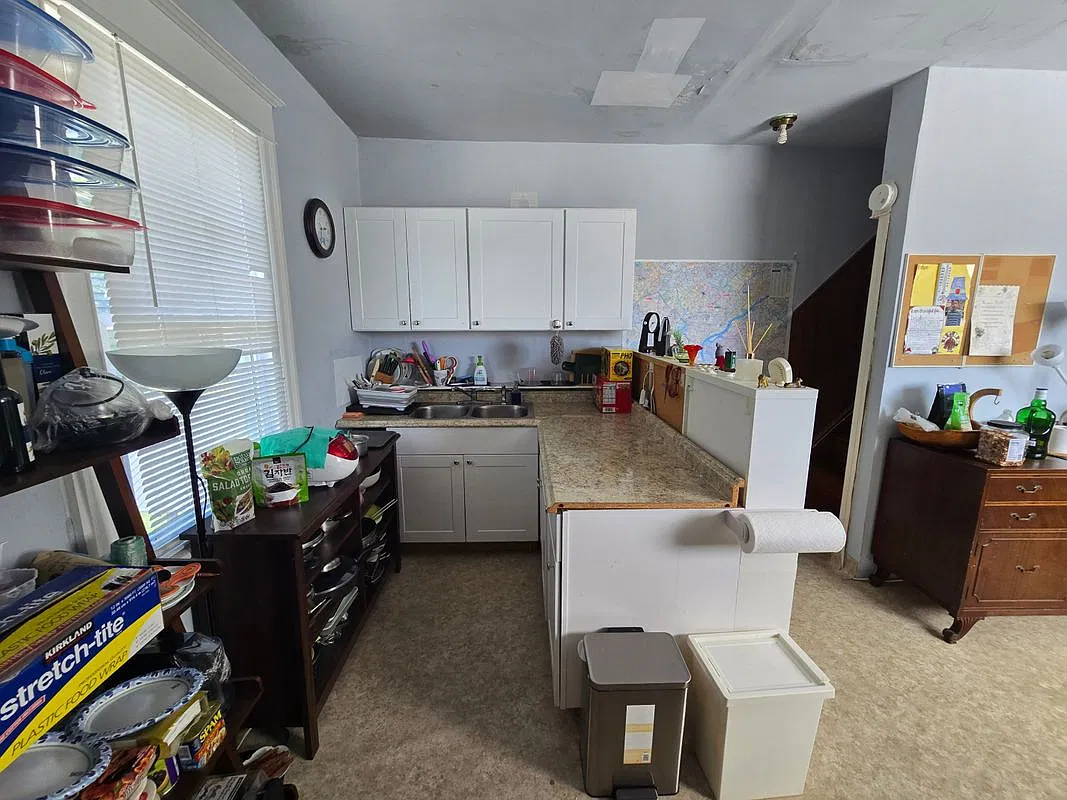 1 bed, 1.0 bath, 1863 sqft, $900 — Photo 4