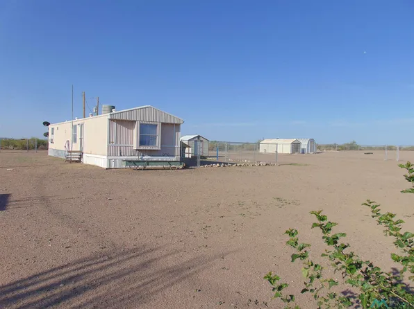 1025 Hummingbird Ln SW, Deming, NM 88030