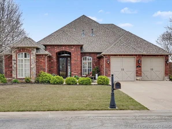 30511 E 65th St S, Broken Arrow, OK 74014