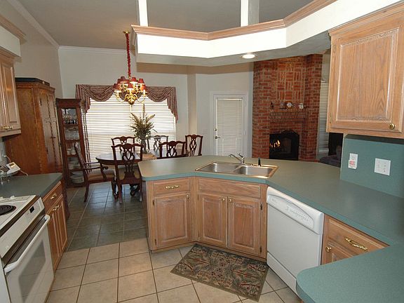 Second view of kitchen..