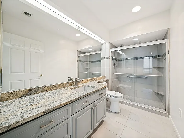 1 Towers Park Ln #1004 — Photo 7