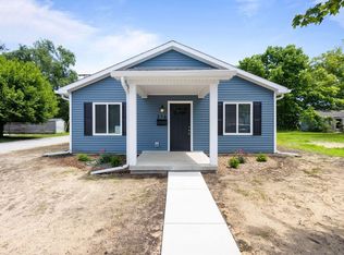 214 N Brookfield St, South Bend, IN 46628
