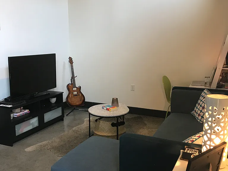 2320 W Main St #3 — Photo 12