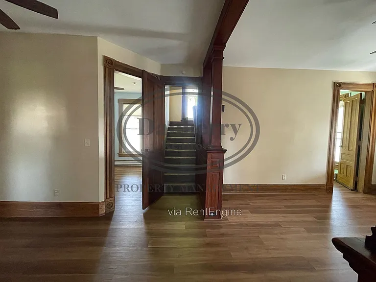 109 S Main St — Photo 13