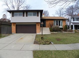 164 Mockingbird Ln, Wheeling, IL 60090