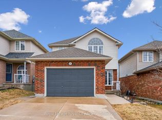 11 Valleyhaven Ln, Guelph, ON N1E 0A3