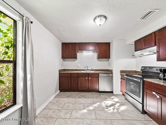 5th image of 1730 Anchorage St NW