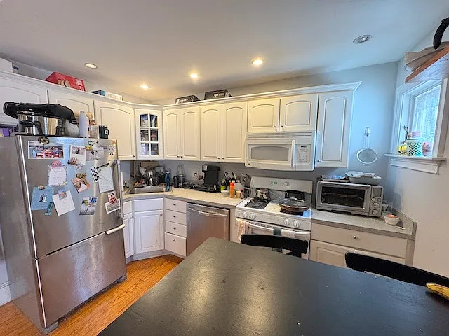137 M St #2 — Photo 7