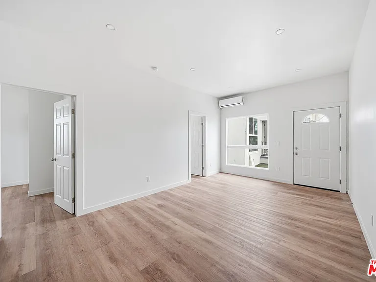 3020 W 12th St #3024 — Photo 2