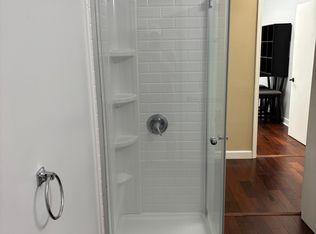 1007 W Main St #B, Abingdon, VA 24210