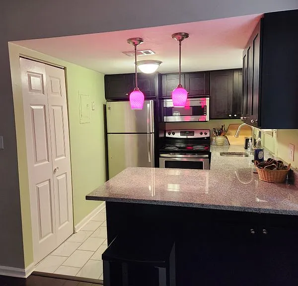 509 E Jefferson St — Photo 11
