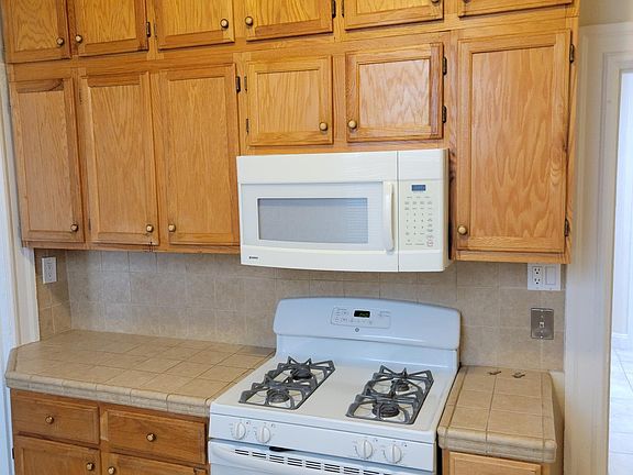 2nd image of 3394 24th St