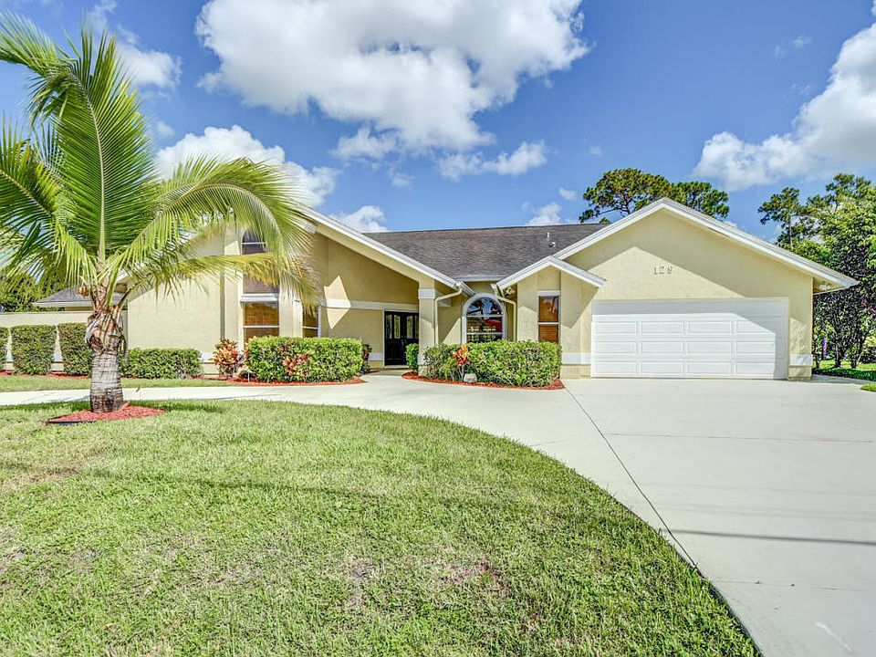 1st image of 129 NE Naranja Ave