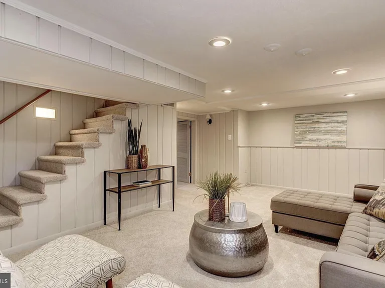 1628 N Harrison St — Photo 18