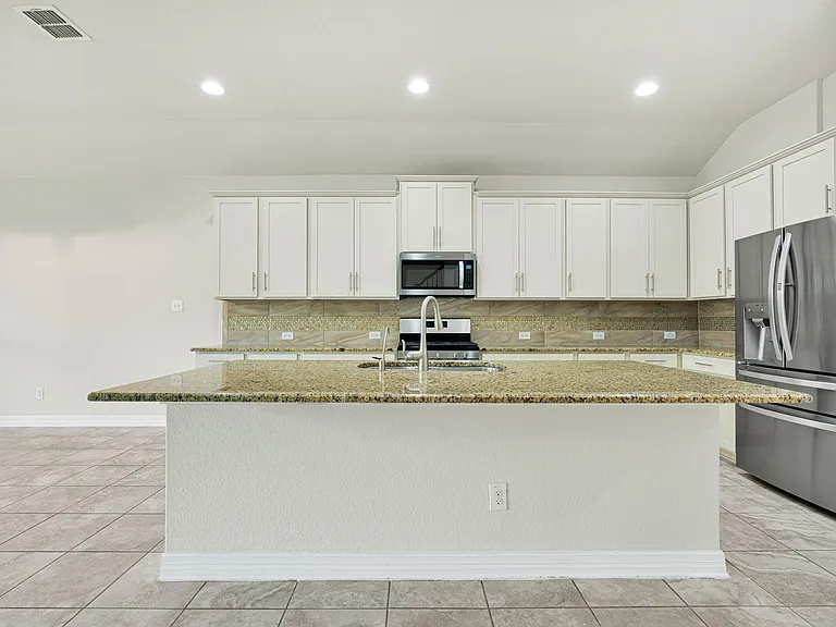 10407 Palmera Dr — Photo 6