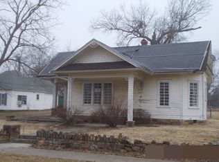 406 N Parkinson Ave, Wagoner, OK 74467