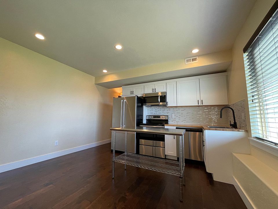 1st image of 1864 E Sage Hollow Dr S