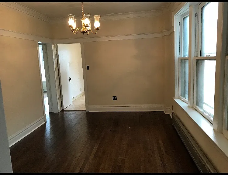 4241 N Albany Ave — Photo 2