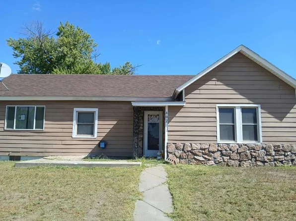 802 Bates Blvd, Lodgepole, NE 69149