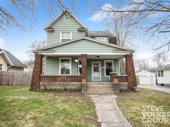 740 Leonard St NE, Grand Rapids, MI 49503