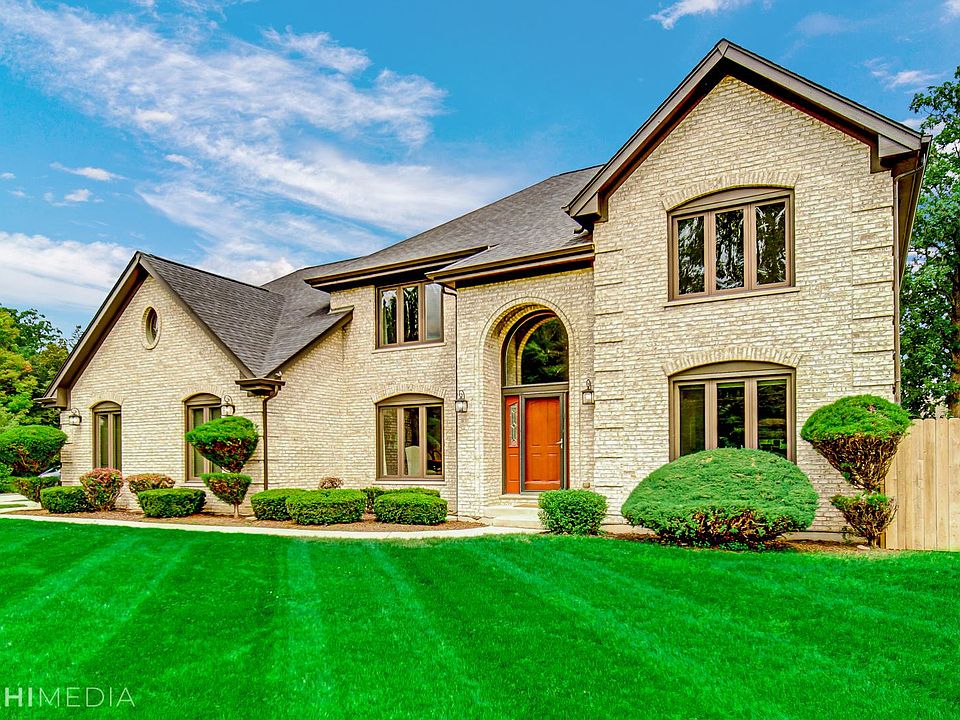 1st image of 417 Woodside Dr