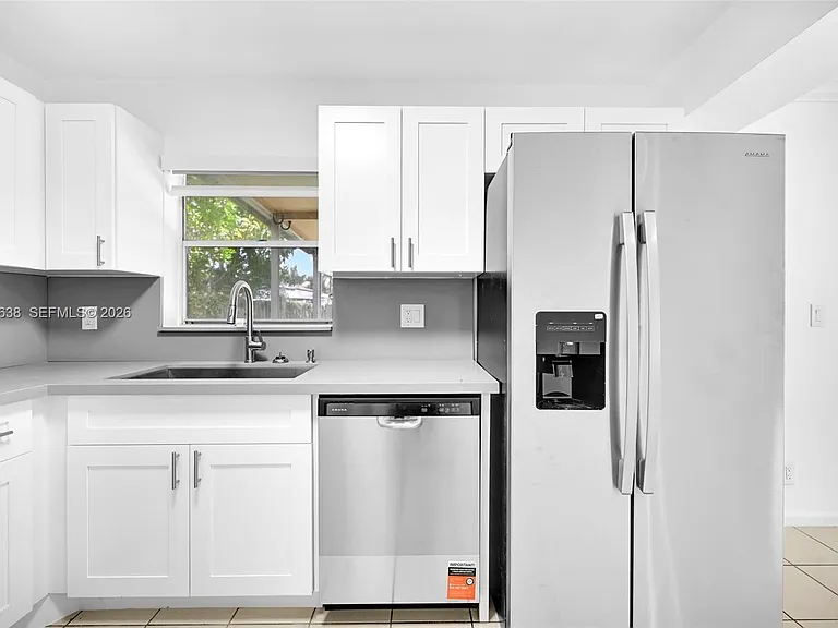304 SW 77th Ave — Photo 13