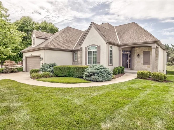5309 W 141st Ter, Leawood, KS 66224