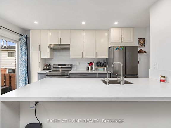 2nd image of 47 Stewart Maclaren Rd #74