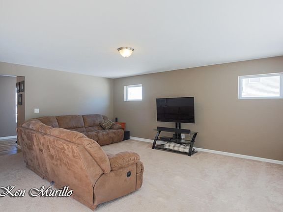 5th image of 828 Wild Flower Ct
