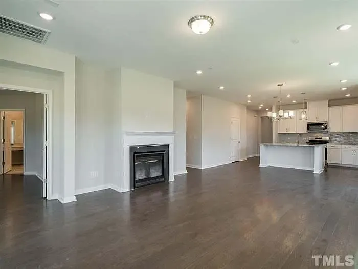 132 Blue Hydrangea Ln — Photo 5