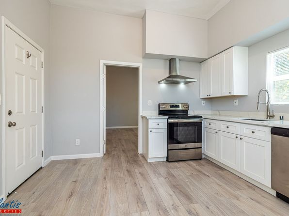 126-136 N 7th St #126-02