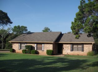 897 Eagle Canyon Dr, China Spring, TX 76633