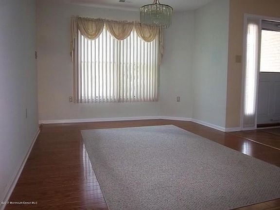 5th image of 1710 Buttonwood Ave