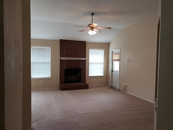 2nd image of 211 Vela Way