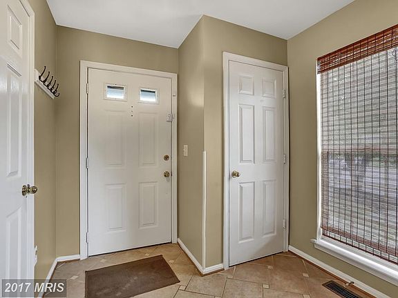 4th image of 667 Lucky Leaf Cir