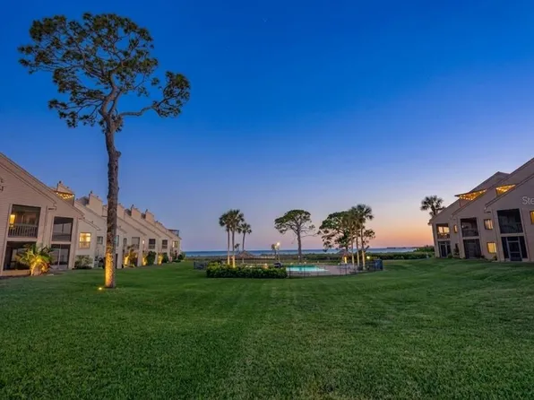 341 Windrush Loop, Tarpon Springs, FL 34689