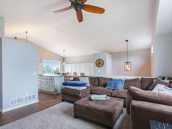 4th image of 6761 Summerbreeze Dr SE