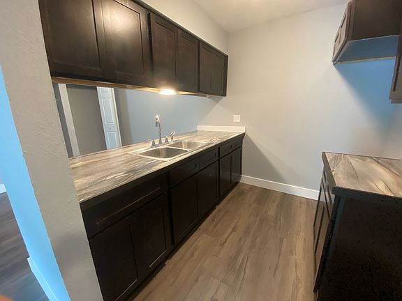 5th image of 267 Sanford St #16