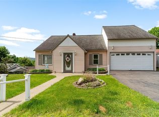 35 Sunset Dr, Binghamton, NY 13905